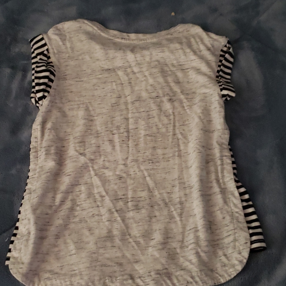 A Blouse - Picture 2 of 2